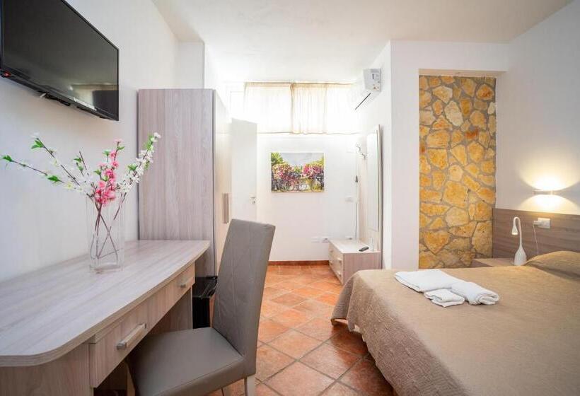 بنسيون Casa Del Sole