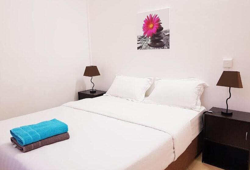 膳宿费 La Perla Holiday Apartments