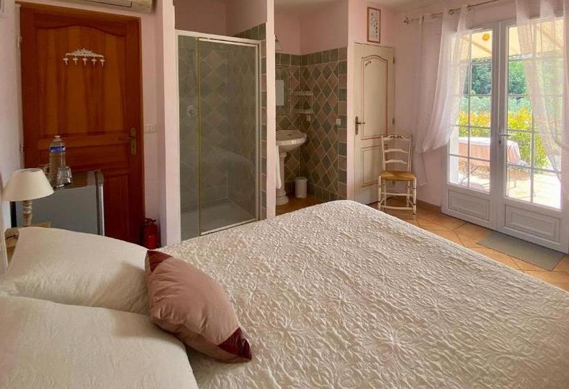 مبيت وإفطار Domaine Au Coeur Des Alpilles