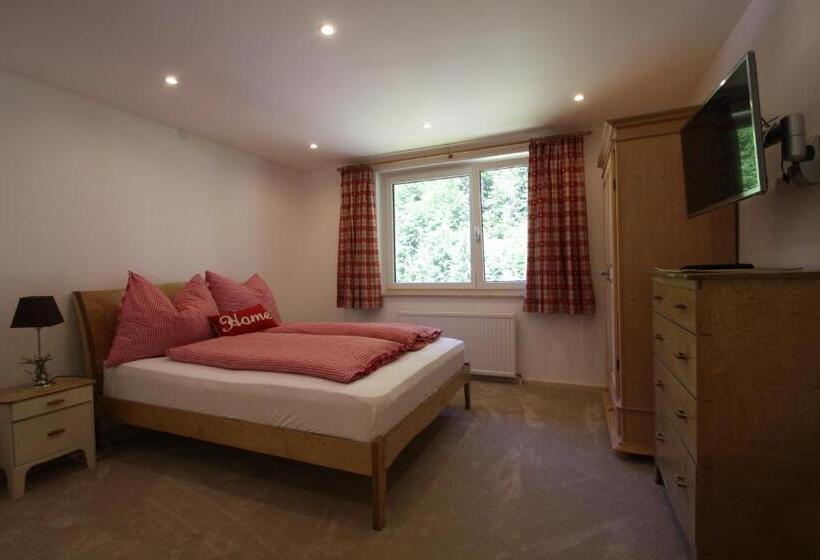 مبيت وإفطار Haus Salzkammergut