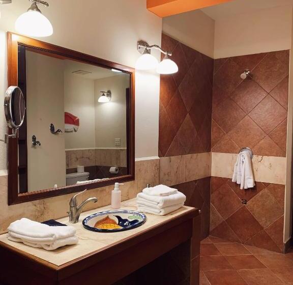 فندق Caye Casa