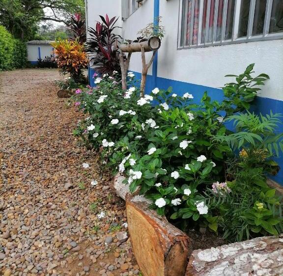 هتل کپسول Campestre La Maria