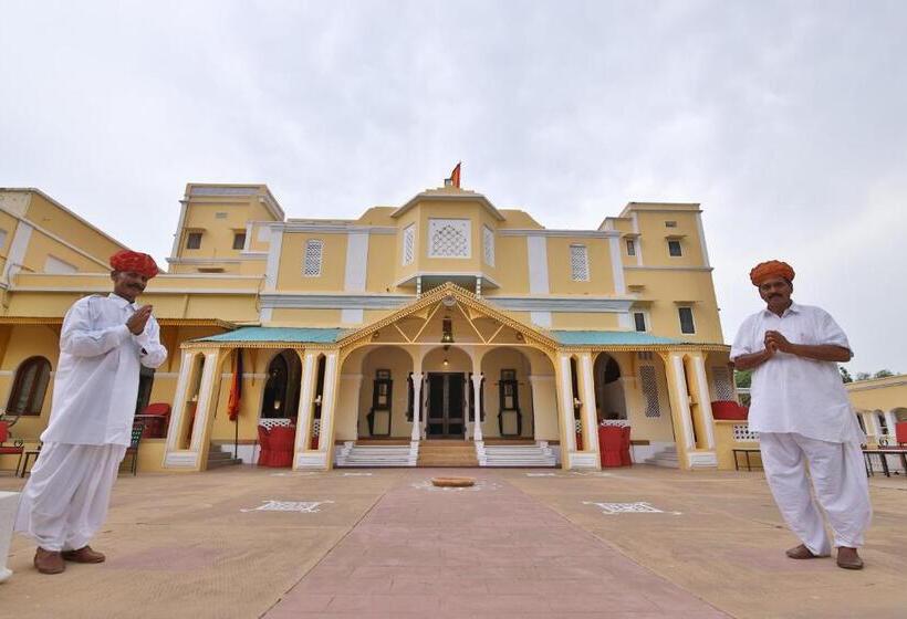 فندق Roop Niwas Kothi, Near Mandawa