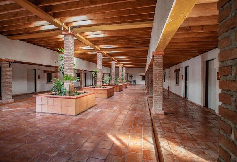 فندق Termas De San Joaquin