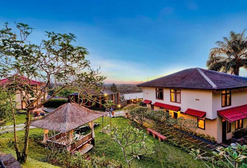 Отель The Jayakarta Cisarua