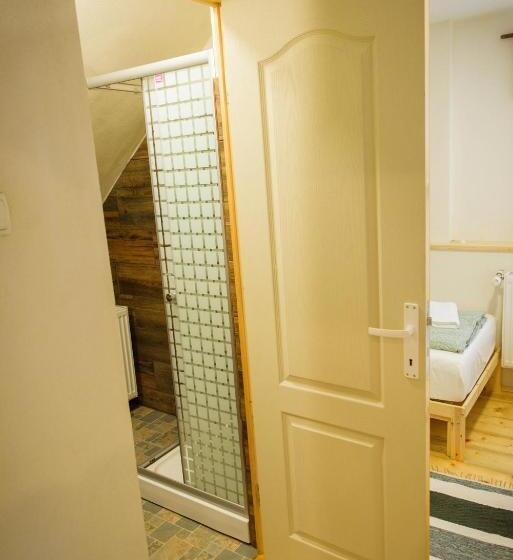 Общежитие Válaszút Fogadó