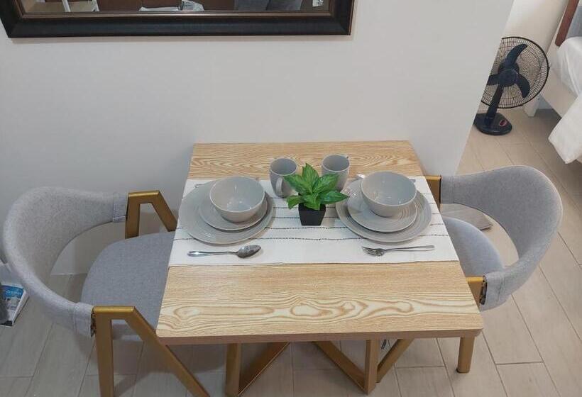 فندق Pasay Staycation With Parking Space In 150 Newport Boulevard Near Resort World & Naia T3