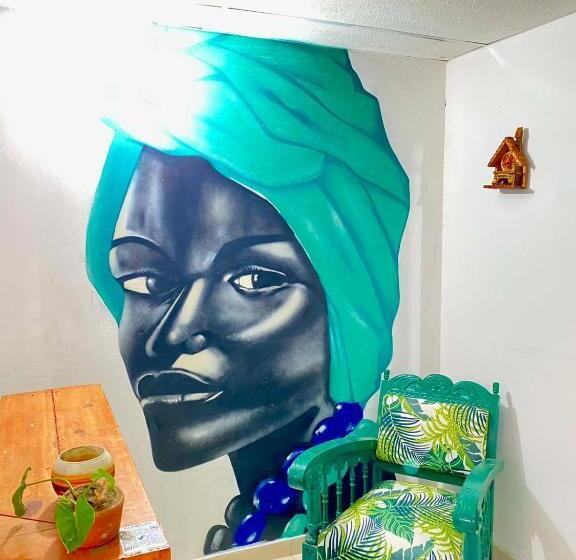 تختخواب و صبحانه Aurelia Compartida Hospedaje