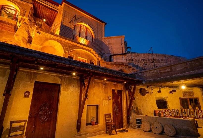 בית מלון כפרי Cappadocia Inans Cave & Swimming Pool Hot