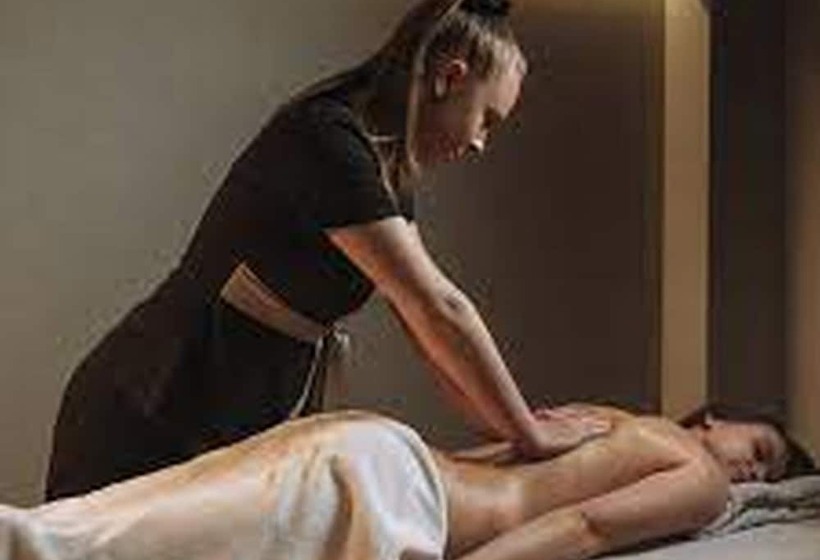 هتل Hanami Design