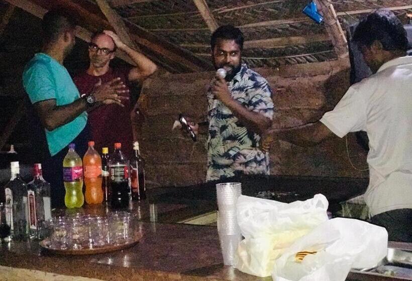 בית מלון כפרי Monara Arana Farm Resort