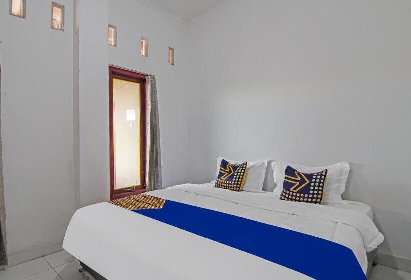 هتل Spot On 92498 Fanni Homestay