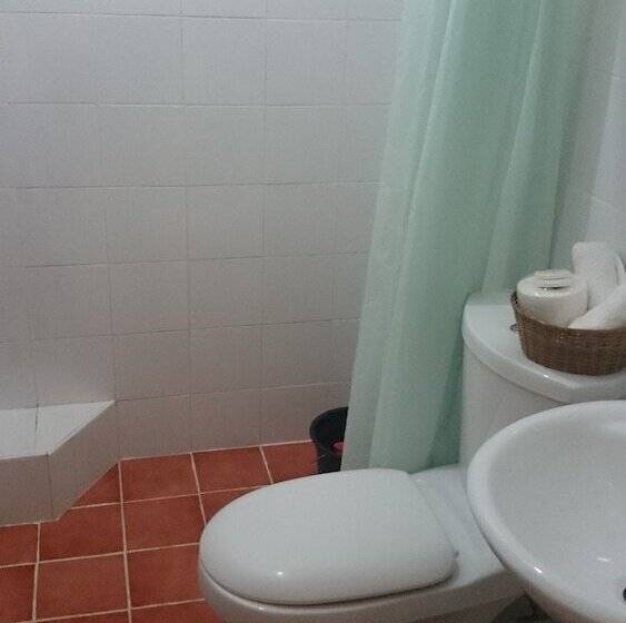 צימר Island Jewel Inn