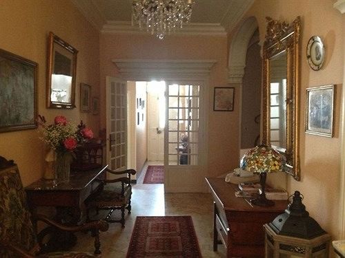 住宿加早餐  La Villa Les Pins