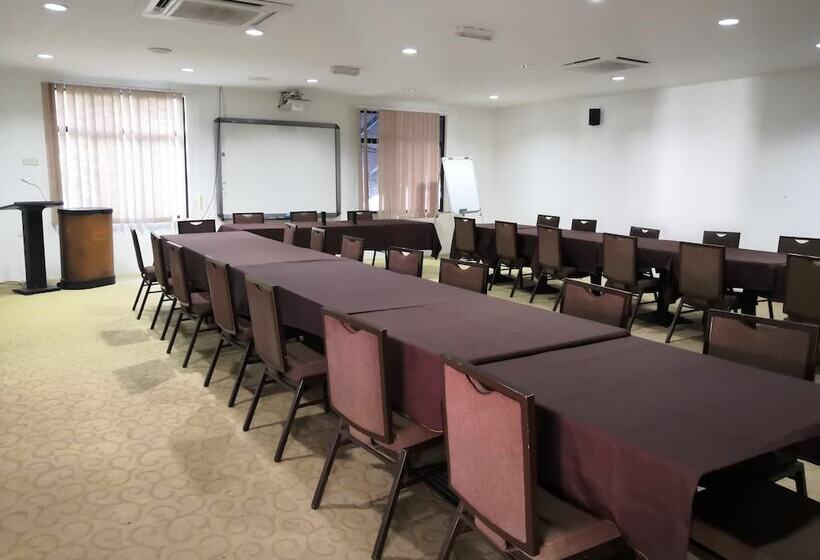 هتل Alia Residence