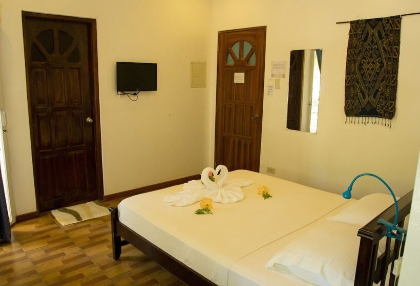 בית מלון כפרי Divegurus Boracay Beach Resort