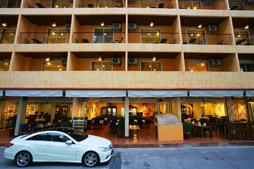 Fotos del hotel High Lords Residence:  2