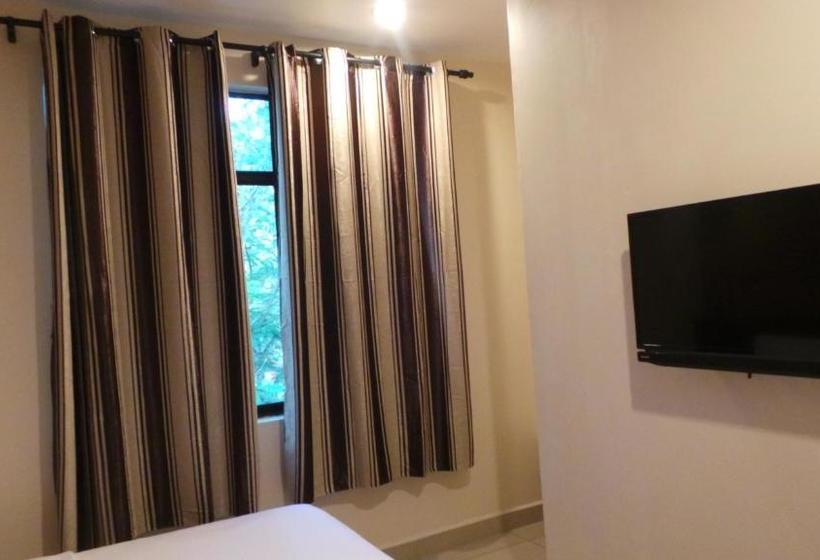 هتل Langkawi Uptown