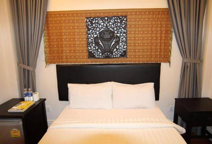 هتل Naga Angkor Hostel