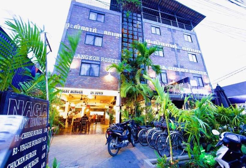 هتل Naga Angkor Hostel