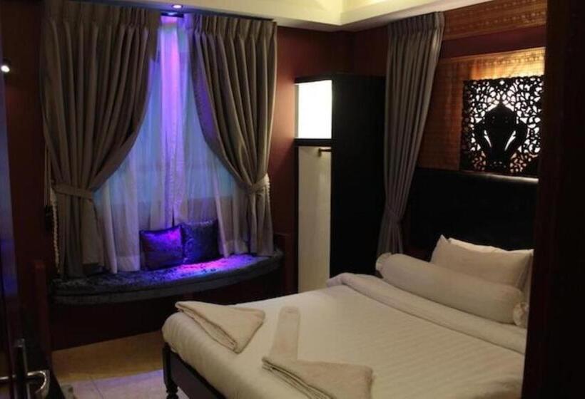 هتل Naga Angkor Hostel