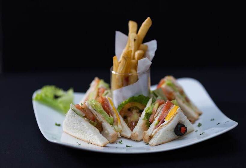 هتل Naga Angkor Hostel