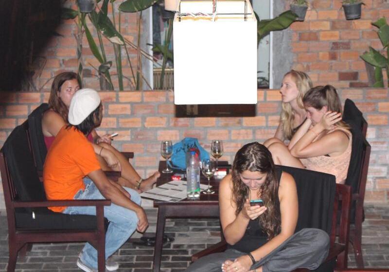 هتل Naga Angkor Hostel