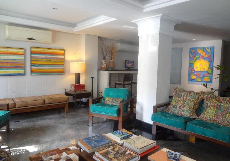 ホテル Novo Hamburgo Business