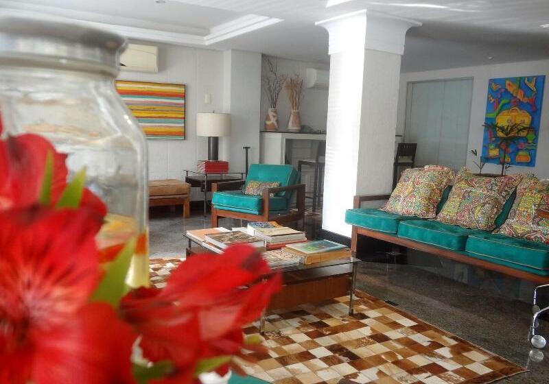 ホテル Novo Hamburgo Business