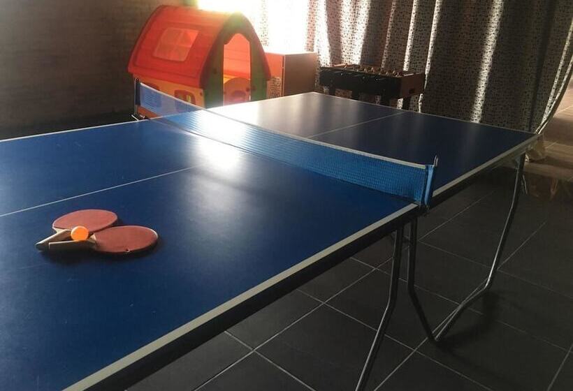 هتل Punta Del Este Arenas