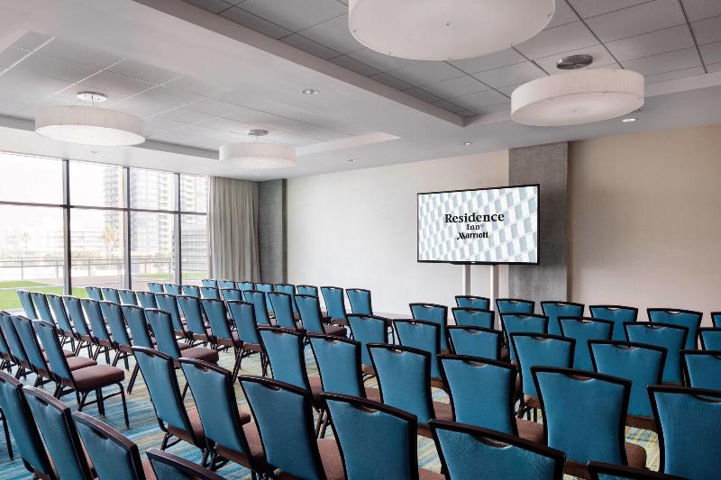 Отель Residence Inn By Marriott San Diego Downtown/bayfront
