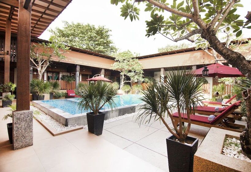 هتل Palette Telaga Terrace Boutique Resort