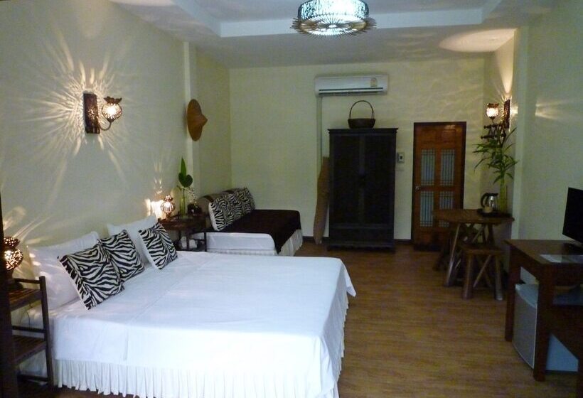 هتل The Mangrove Hideaway Koh Chang