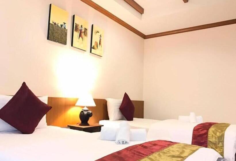 استراحتگاه Papai Country Lodge Sha