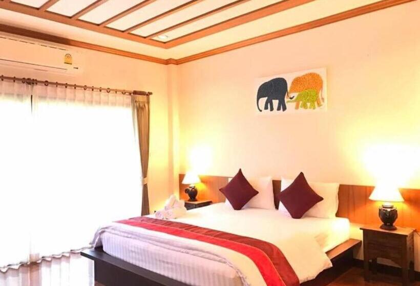 استراحتگاه Papai Country Lodge Sha