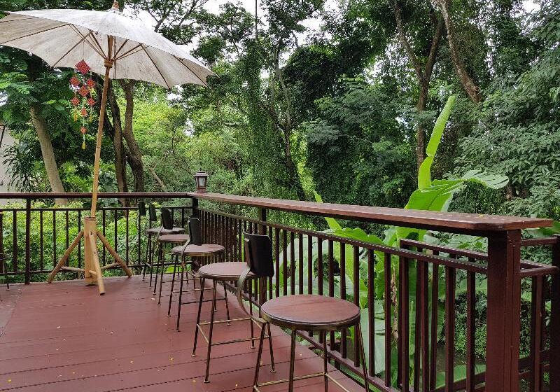 استراحتگاه Papai Country Lodge Sha
