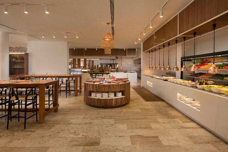 استراحتگاه The Level At Melia Caribe Beach - All Inclusive