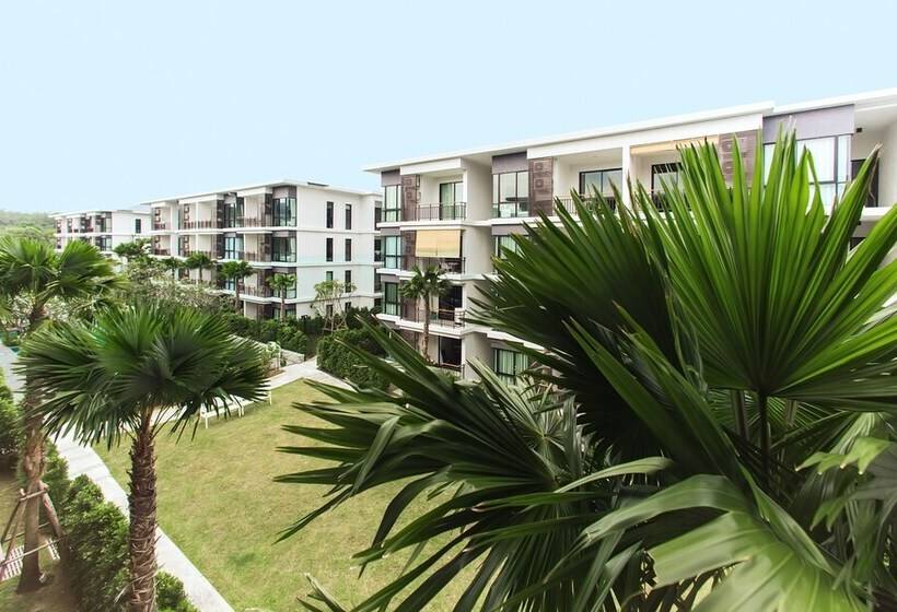 استراحتگاه The Title Condo By Tropic Look