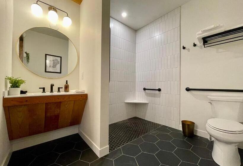 فندق صغير 205   Queen Suite