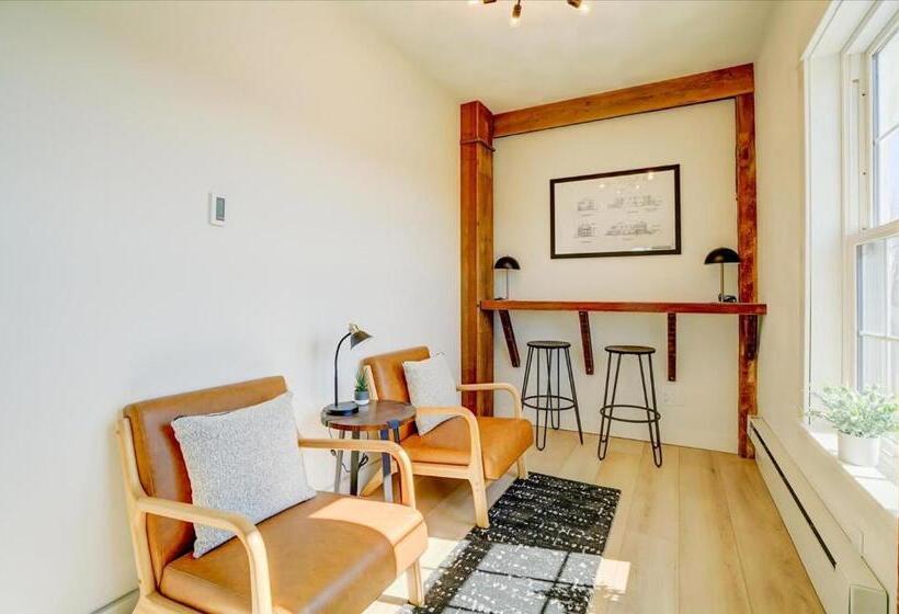 فندق صغير 205   Queen Suite