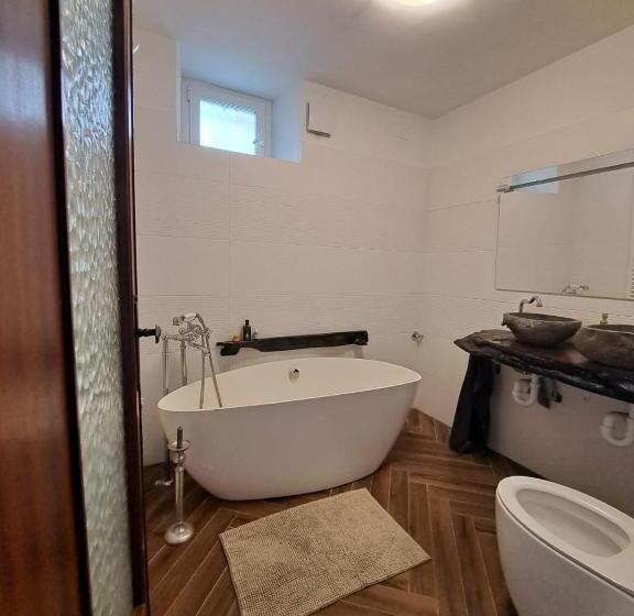 مبيت وإفطار @gatetothewild