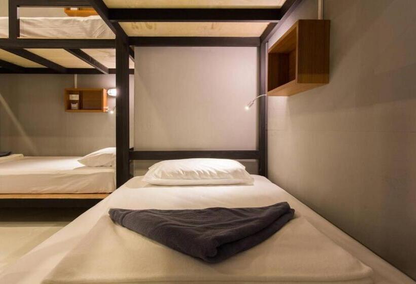 Leisure Hostel