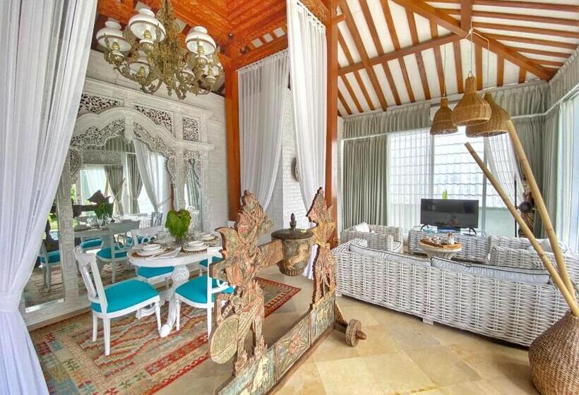 민박 Piramida S White Villa S Bali   Joglo