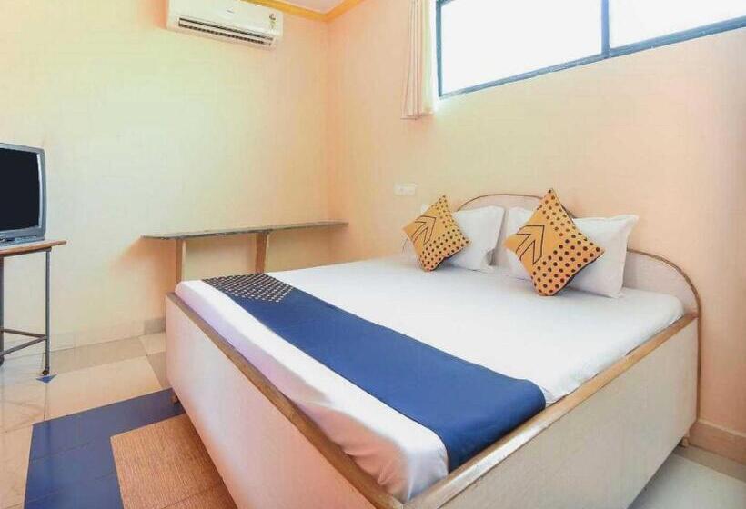 فندق Oyo Flagship 81136 Renuka Lodging And Boarding