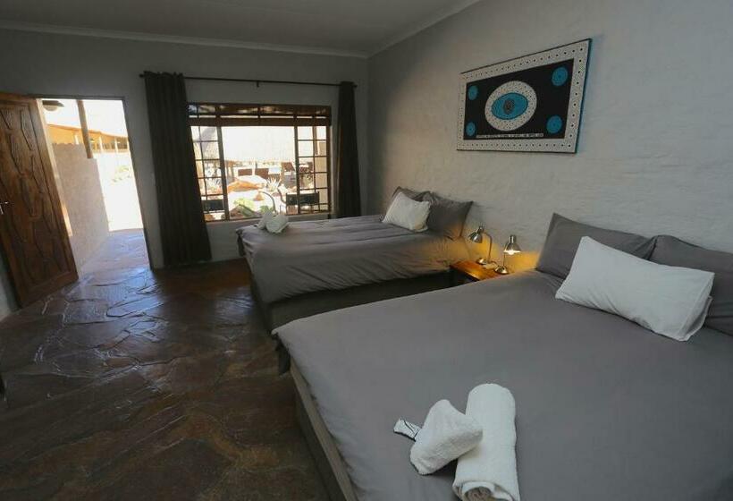 酒店 Solitaire Lodge