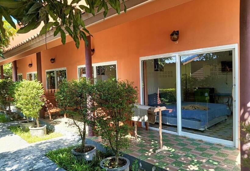 استراحتگاه Lucky Bungalows Koh Mook