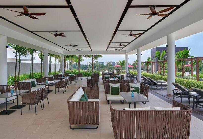 هتل Courtyard By Marriott Melaka