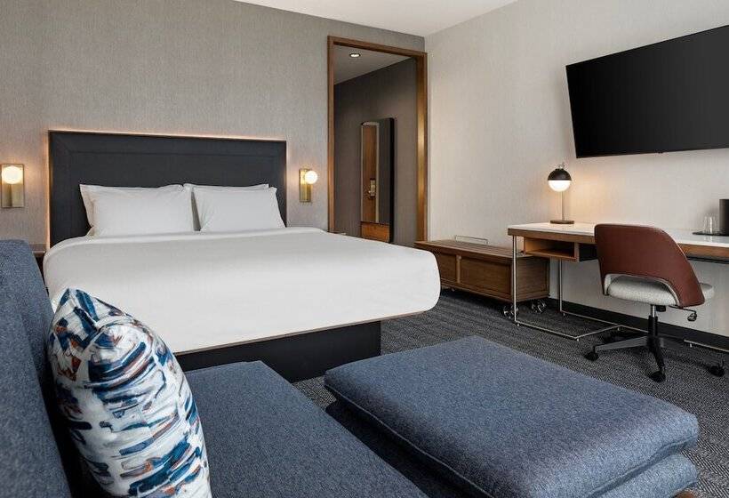 هتل Courtyard By Marriott St Paul Downtown