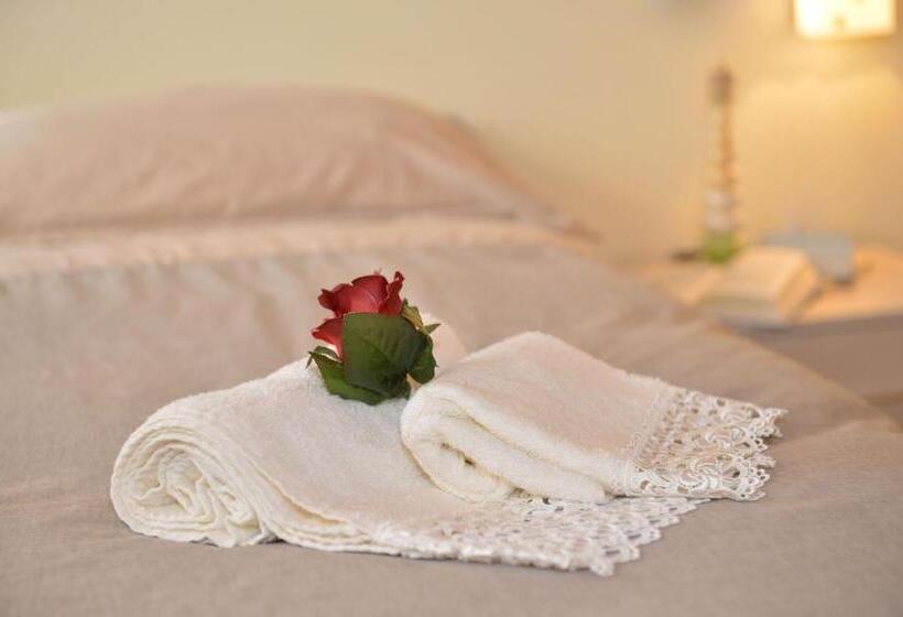 مبيت وإفطار Il Giardino Di Artemide