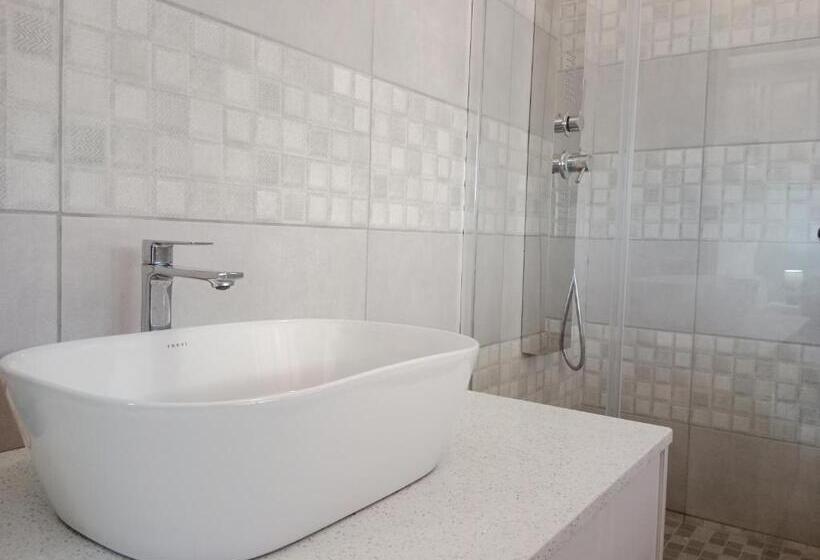 بنسيون Nakhah Guesthouse   Double Room